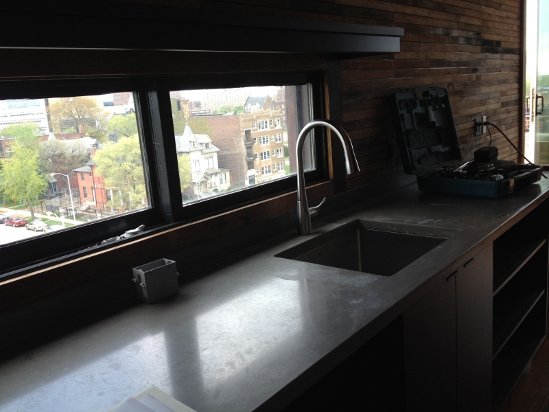 Kitchenette in rooftop cabin.jpg
