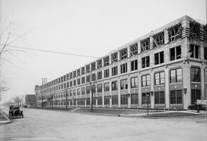 The Packard Plant in 1911.